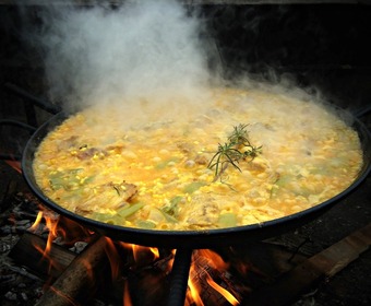 Paella vild hare kanin sofrito