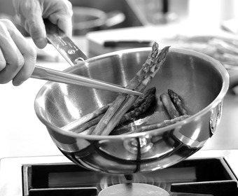 PS sauteuse med sparris