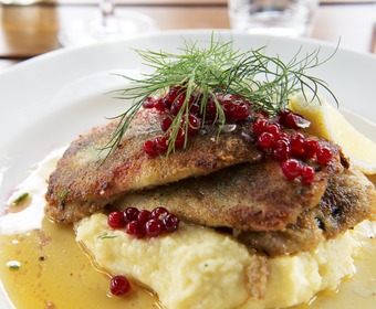 Det är den goda mosen man vill åt Stekt strömming med potatismos